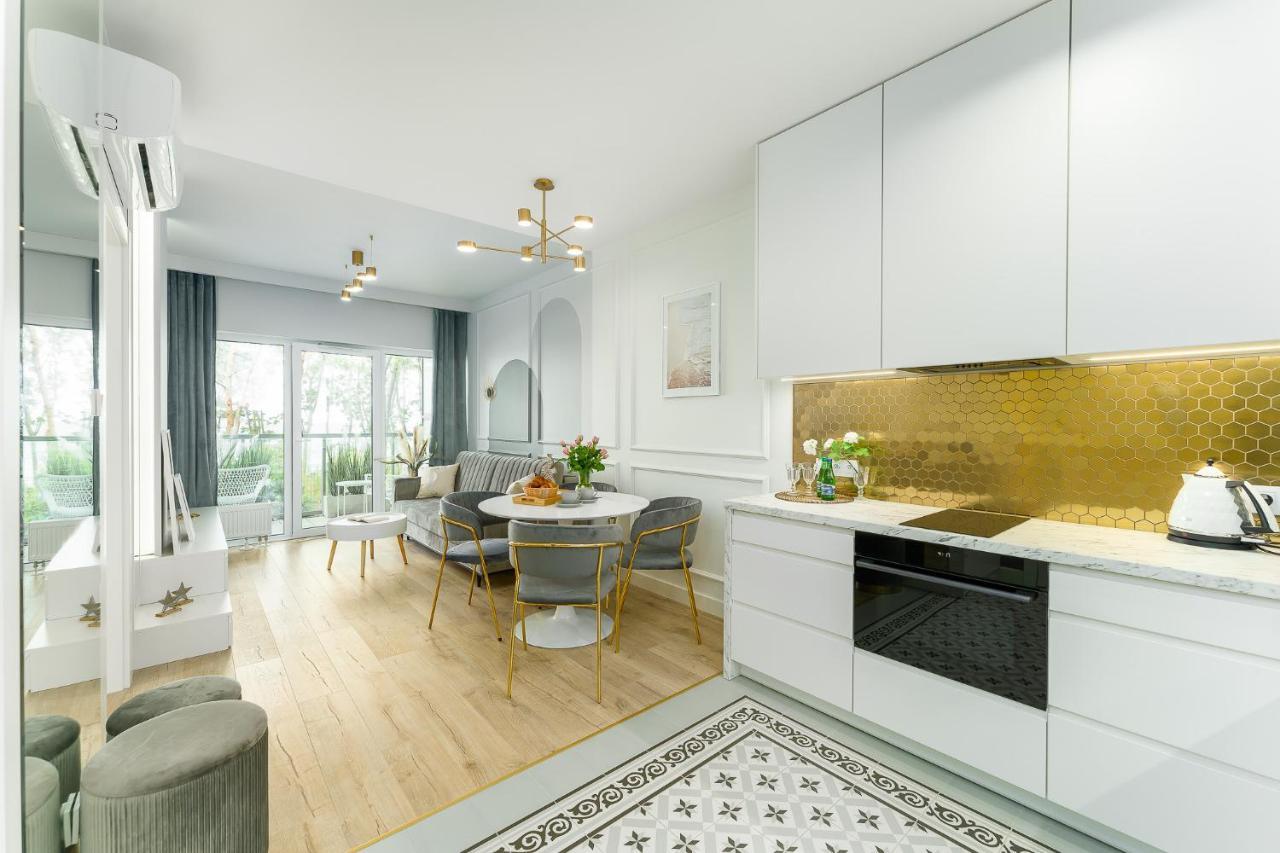 Apartament Baltic View 21 Z Widokiem Na Morze 尤斯托尼莫斯基 外观 照片