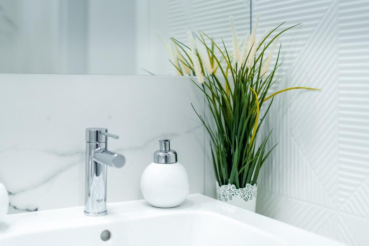 Apartament Baltic View 21 Z Widokiem Na Morze 尤斯托尼莫斯基 外观 照片